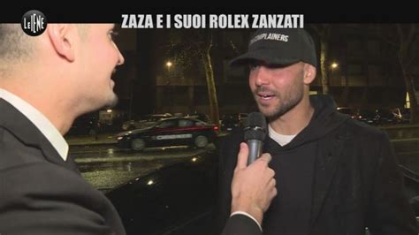 Zaza insegue due rapinatrici per tutta Torino: lo scherzo de